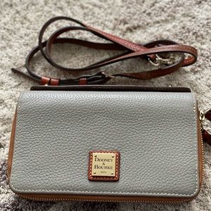 Dooney & Bourke crossbody wallet